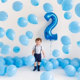 Σύνθεση μπαλονιών για γενέθλια μπλε με αριθμό