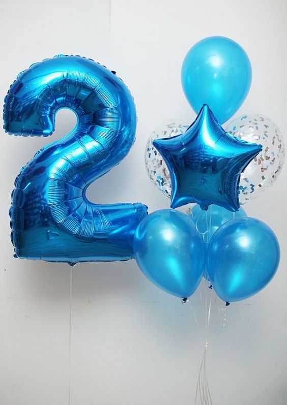 Σύνθεση μπαλονιών , μπλε με αριθμό
