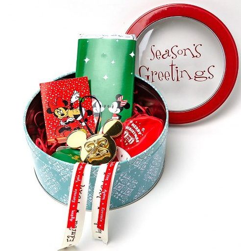 Χριστουγεννιάτικο κουτί με δωράκια Mickey & Minnie