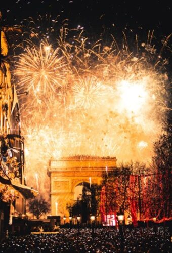 Εντυπωσιακά Πυροτεχνήματα: Παρίσι