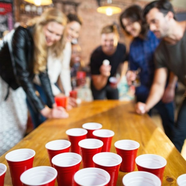 Drinking Game: Beer Pong