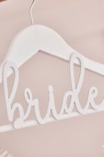 Ξύλινη λευκή Κρεμάστρα "Bride"