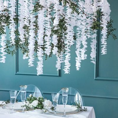 Διακοσμητικό Backdrop με λευκά Λουλούδια 180εκ.