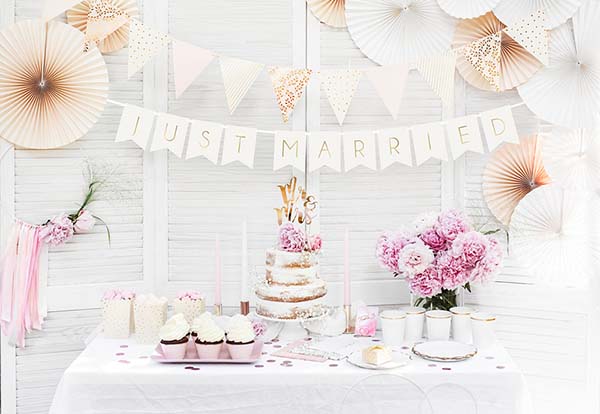 Διακοσμητικό μπάνερ γάμου λευκό Just Married