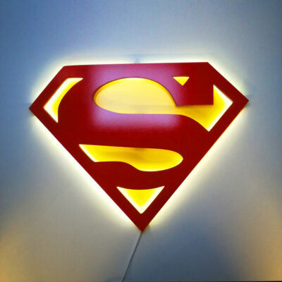 Ξύλινο Φωτιστικό - Superman