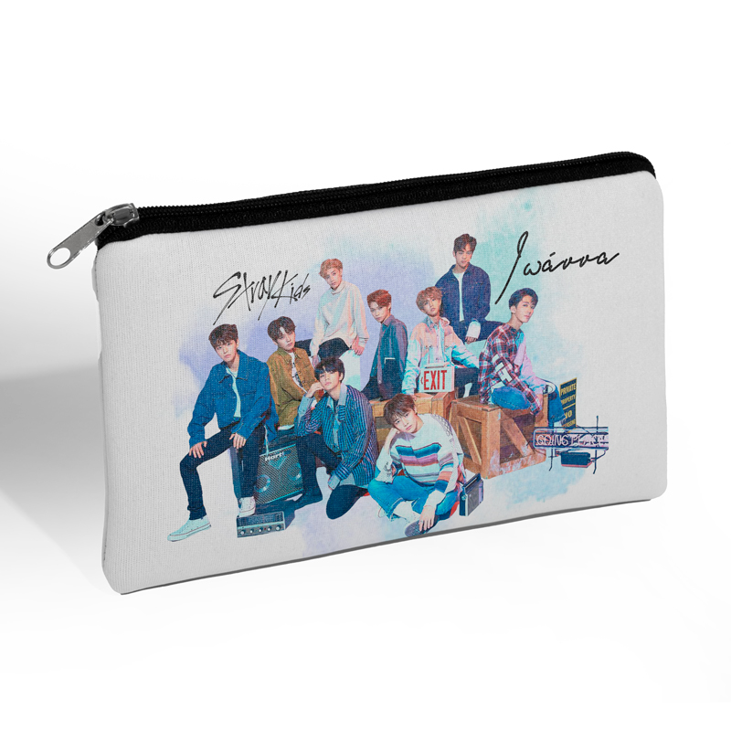 Τσαντάκι νεσεσέρ με όνομα – Stray Kids Τσαντάκι νεσεσέρ με όνομα – Stray Kids