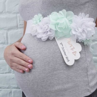 Κορδέλα φλοράλ Mom to Be με ημερομηνία