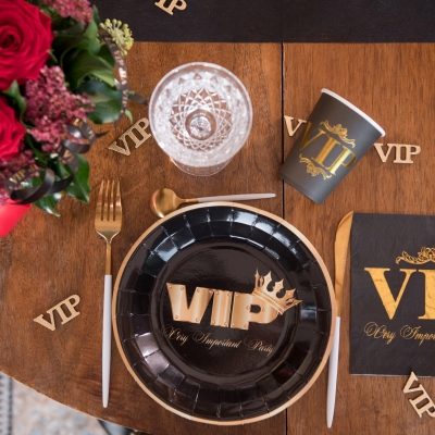 Πιάτα πάρτυ Crowned VIP 10 τεμ