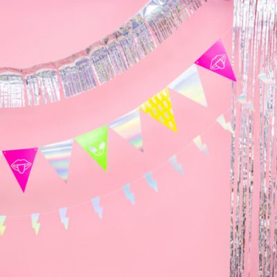 Τριγωνικά Σημαιάκια Electric 180 cm