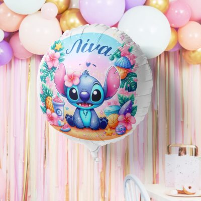Εντυπωσιακό foil μπαλόνι με σχέδιο Stitch Tropical και με το όνομα της επιλογής σας τυπωμένο επάνω. Διακοσμήστε μοναδικά το πάρτι σας ή την βάπτιση!