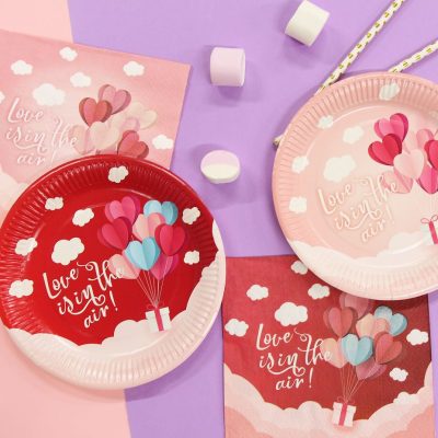 Πιάτα πάρτυ Love is in the air 6 τεμ