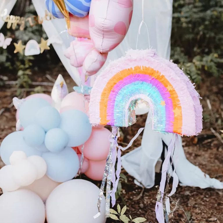 Αναδιπλούμενη Πινιάτα Ουράνιο τόξο με κορδέλες