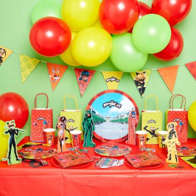 Τριγωνικά Σημαιάκια Miraculous Ladybug 2m