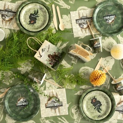 Χάρτινα Πιάτα φαγητού - Jurassic World 6 τεμ