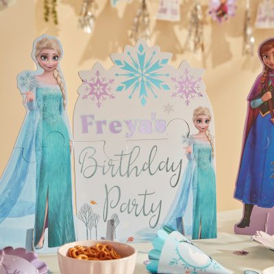 Προσωποποιημένος Πίνακας Frozen Με Αυτοκόλλητα & Φιγούρες που Στέκονται